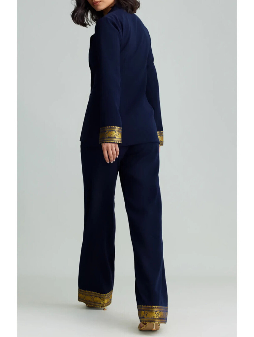 NEW, HoliCHIC Mila Metallic Contrast Cuff Blazer in Navy Sz S #SJ2665 - Picture 3 of 7